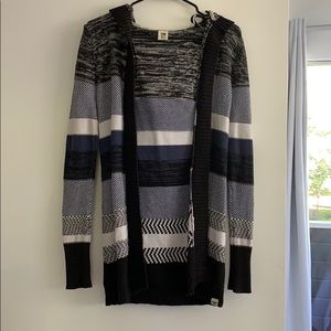 Blue/black patterned cardigan